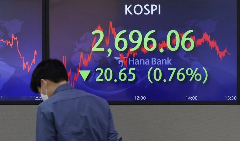 Azija tržišta u padu nakon novih Trumpovih prijetnji Iranu